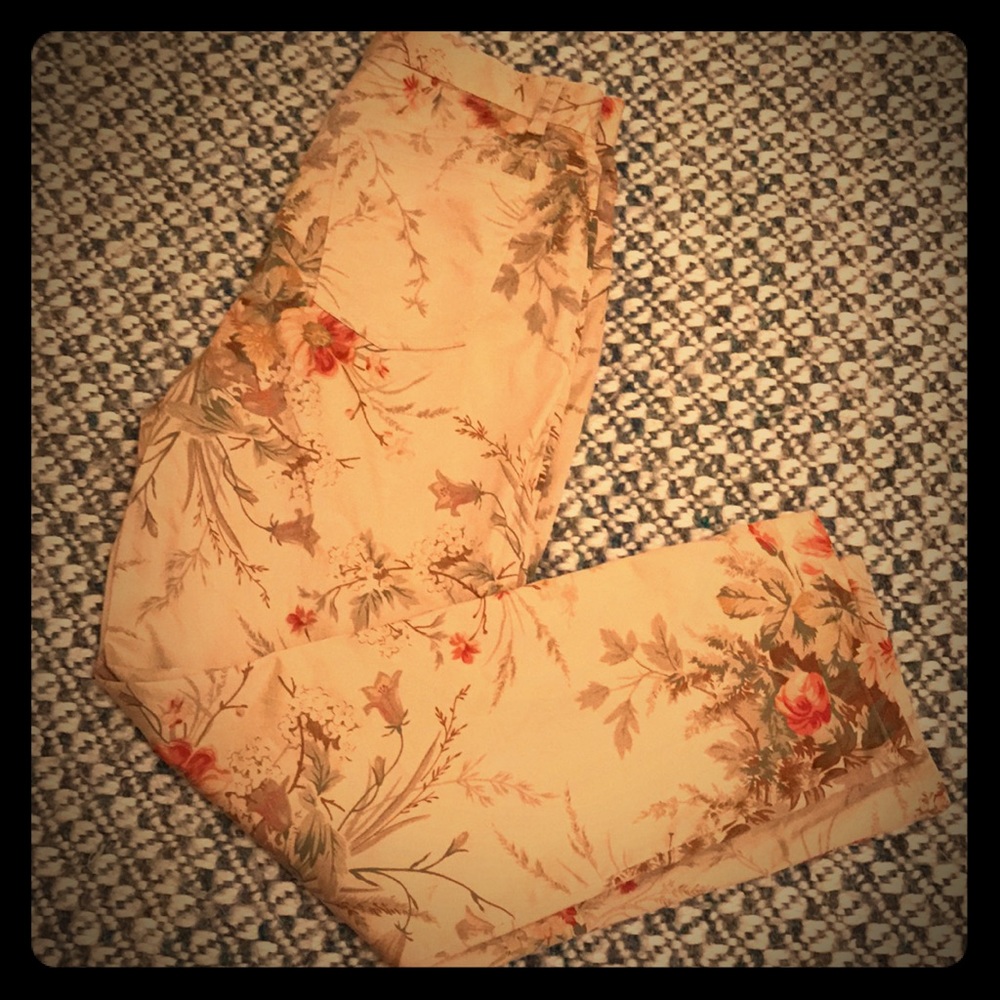 Floral high waisted pants